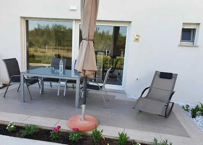Apartments Sandra Zadar